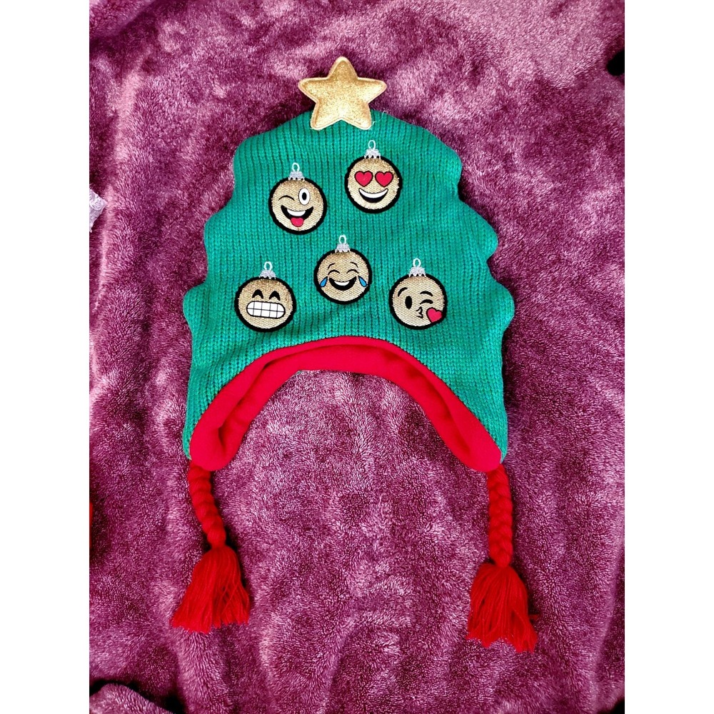 NWOT Cute Christmas Tree‎ Emoji Beanie Hat